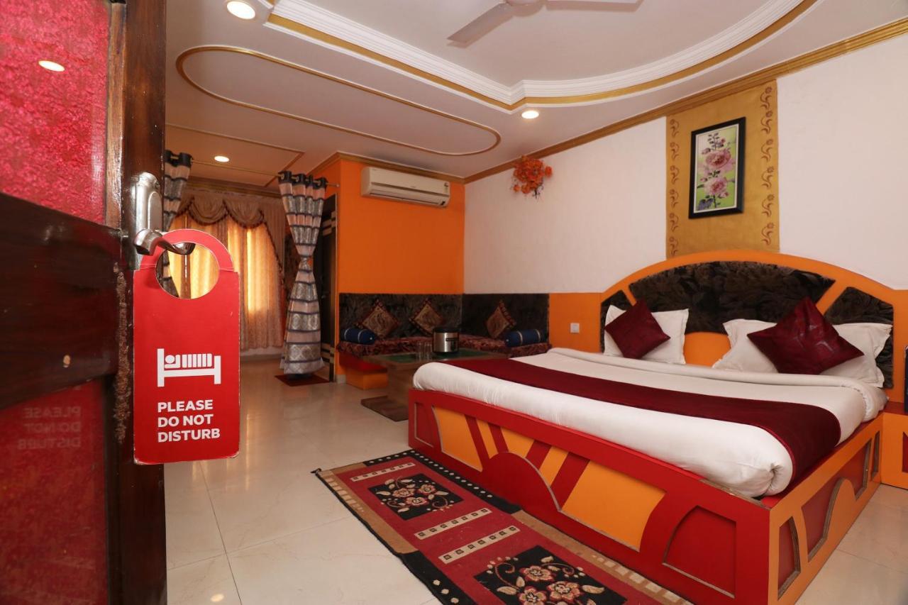 Hotel Prateek Pachmarhi Pachmarhī المظهر الخارجي الصورة